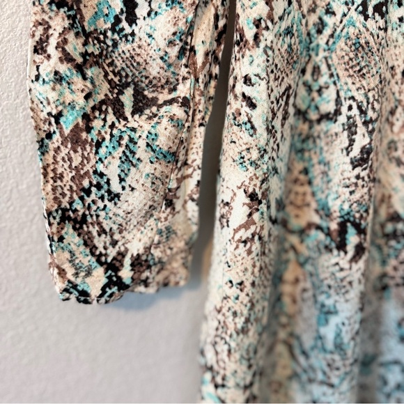 New AFRM Long Sleeve Midi Dress, Aqua All-Over Snake Print, Size Medium - Picture 14 of 16